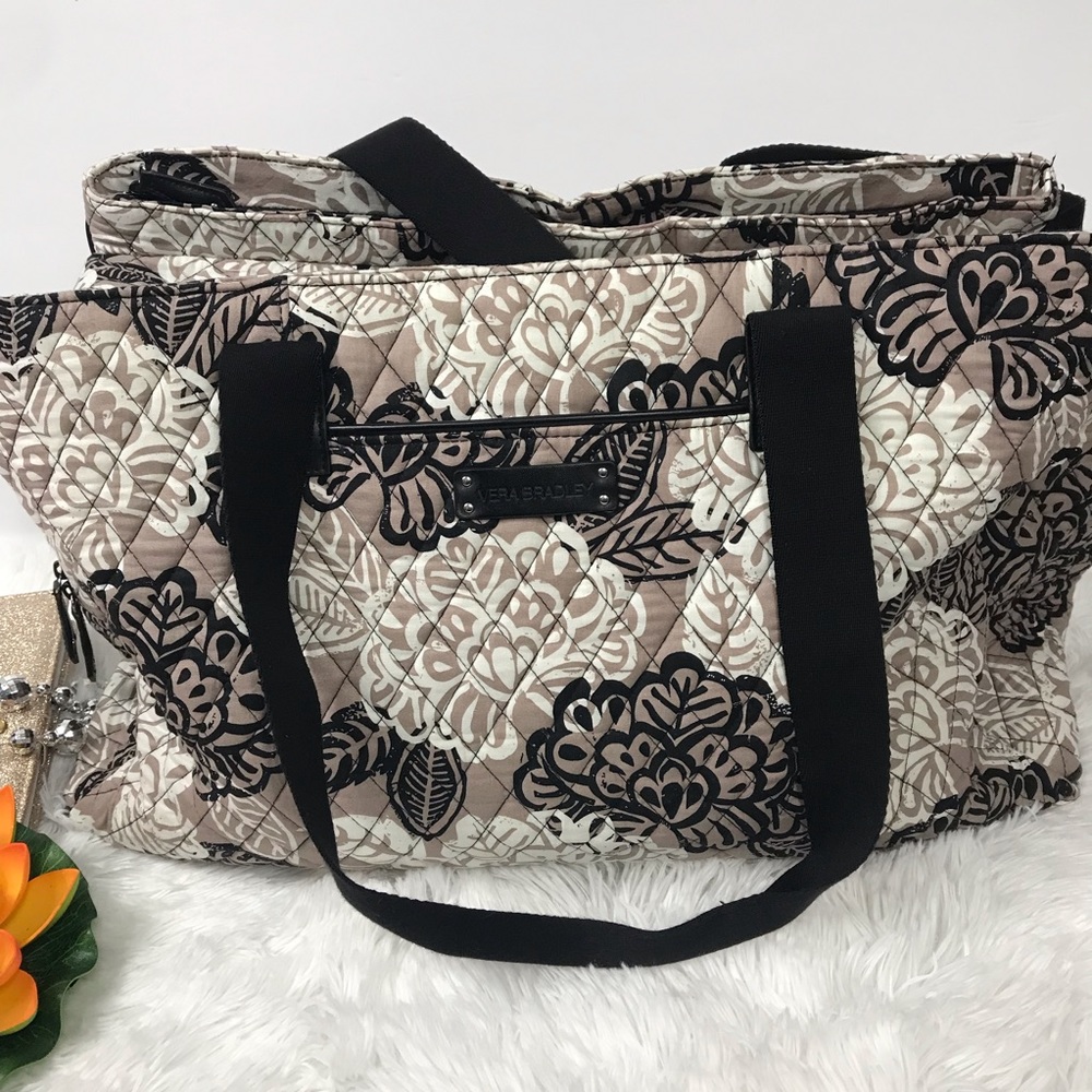 Vera Bradley travel bag